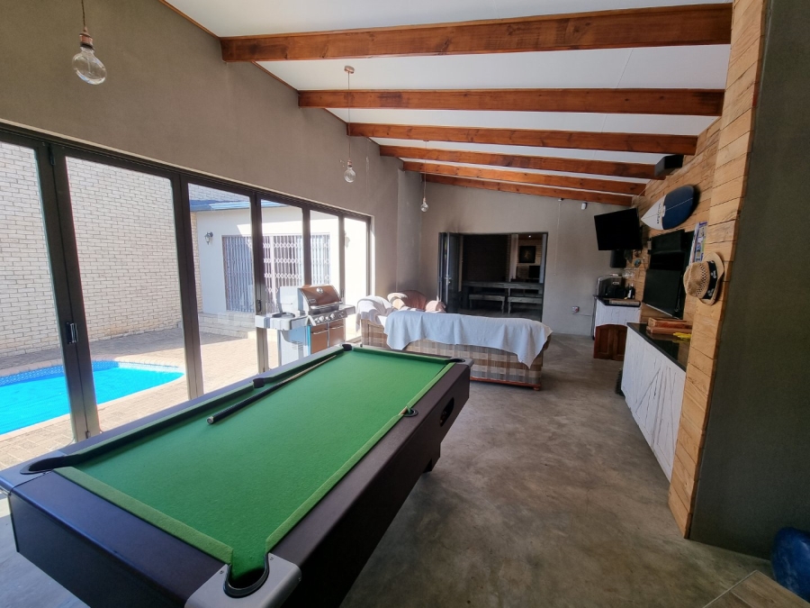 To Let 4 Bedroom Property for Rent in Panorama Free State